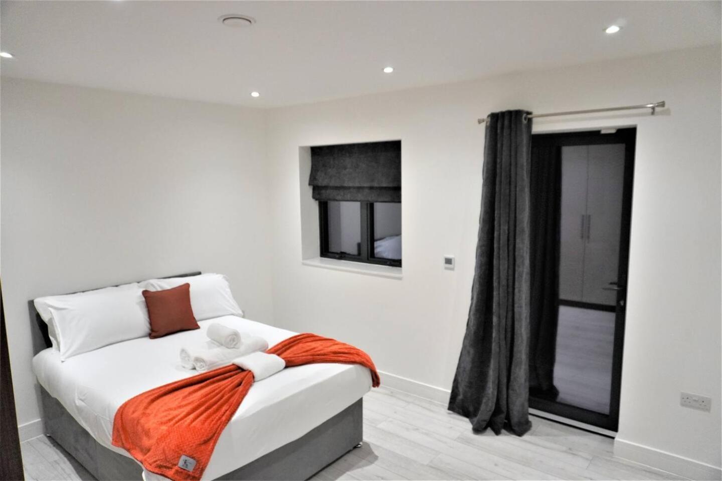 Queens Luxury Apartments Wembley Stadium - Londra Exterior foto
