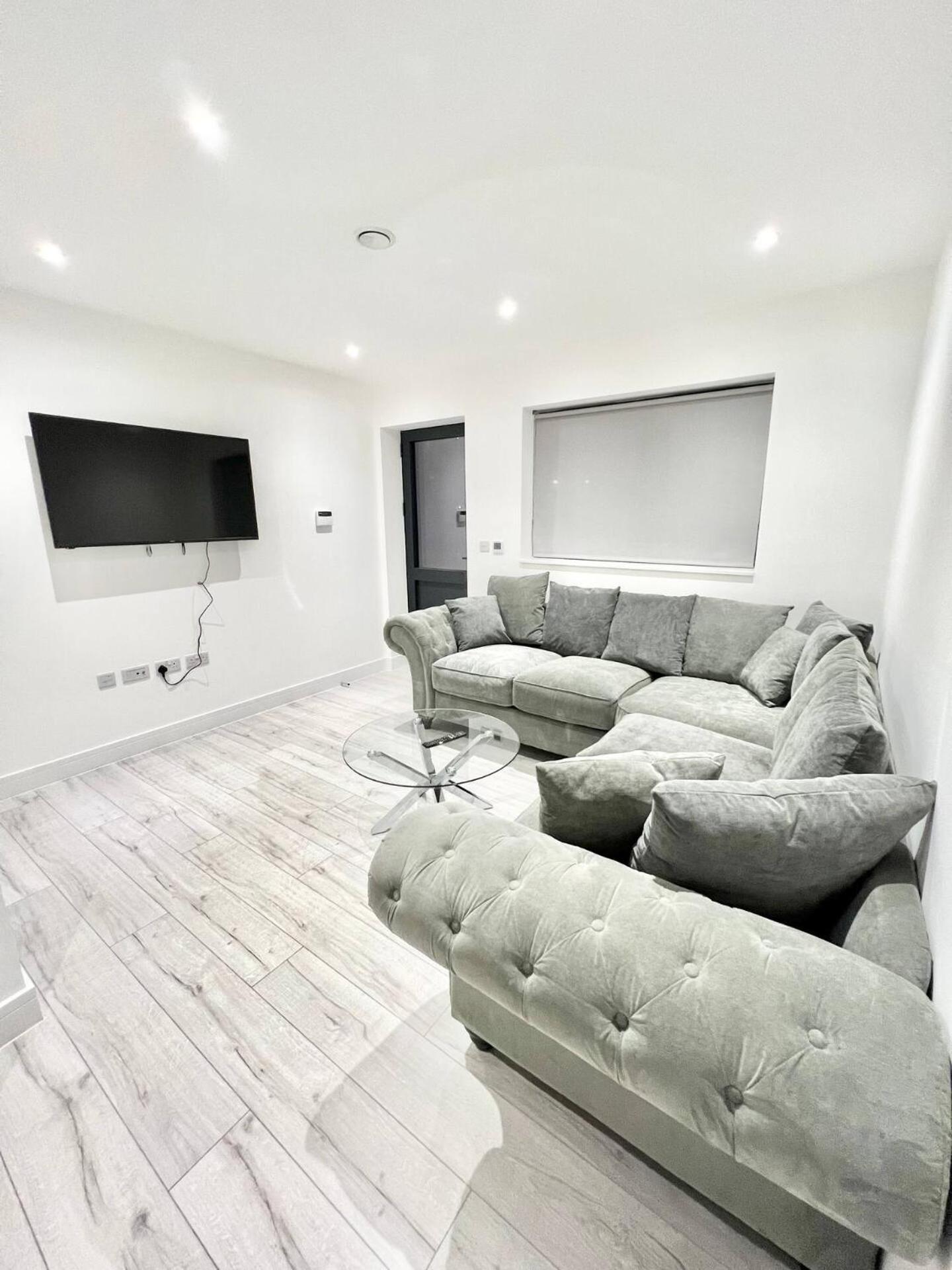 Queens Luxury Apartments Wembley Stadium - Londra Exterior foto
