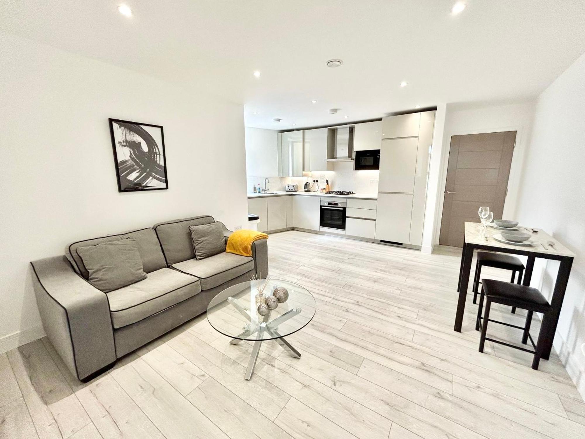 Queens Luxury Apartments Wembley Stadium - Londra Exterior foto